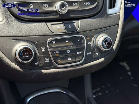 Used 2024 Chevrolet Malibu LT FWD image 26