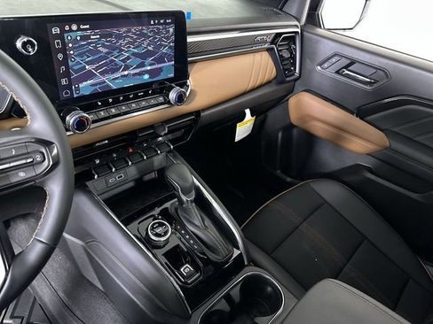 New 2026 GMC Canyon AT4 w/ Nightfall Edition AWD/4WD image 37