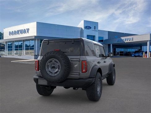 New 2025 Ford Bronco Badlands image 8