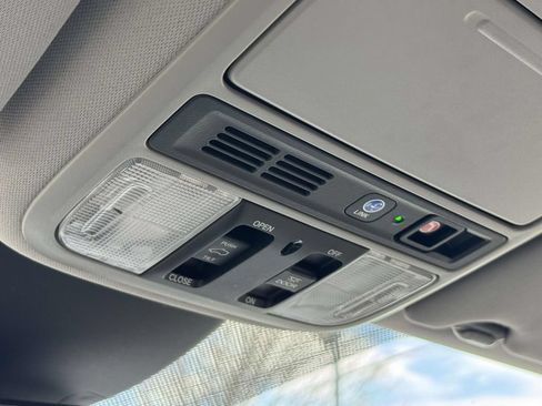 Used 2021 Honda Odyssey Touring image 7