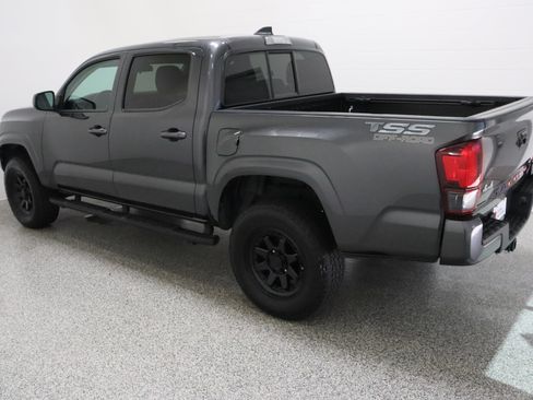 Certified 2023 Toyota Tacoma SR AWD/4WD image 9