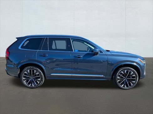 Used 2025 Volvo XC90 B6 Plus w/ Protection Package Premier image 6