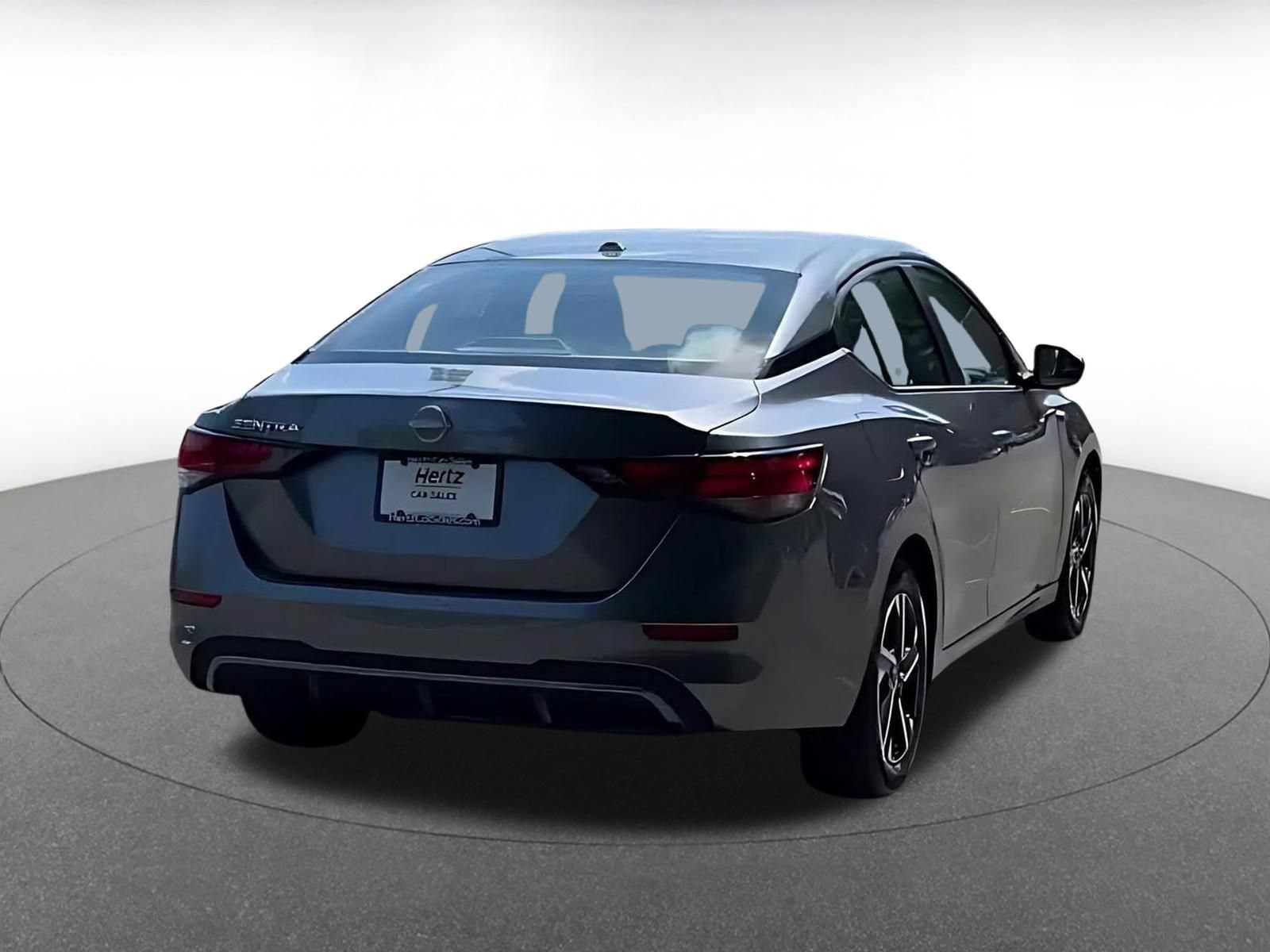 Used 2025 Nissan Sentra SV FWD image 13