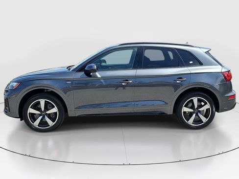 Used 2023 Audi Q5 2.0T Premium Plus w/ Premium Plus Package AWD/4WD image 8