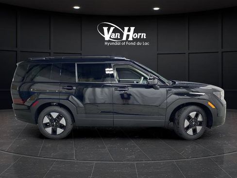 New 2026 Hyundai Santa Fe SEL image 2