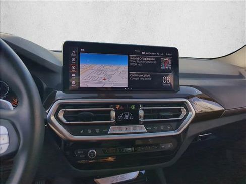 Used 2024 BMW X3 xDrive30i w/ Premium Package image 9