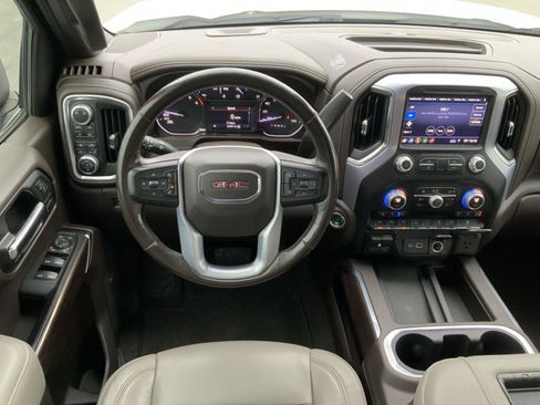 Used 2019 GMC Sierra 1500 SLT w/ SLT Premium Plus Package AWD/4WD image 28