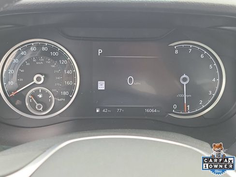 Used 2026 Genesis G70 2.5T RWD image 25