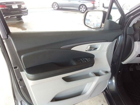 Used 2017 Honda Pilot EX-L image 28