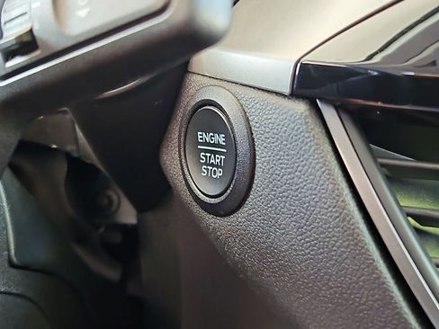 Used 2024 Ford Escape Active AWD/4WD image 16
