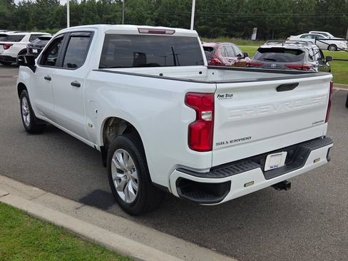 Used 2022 Chevrolet Silverado 1500 Custom RWD image 9