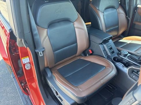 Used 2024 Ford Bronco Outer Banks AWD/4WD image 21