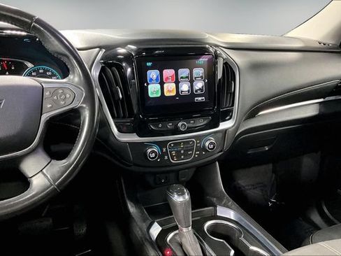 Used 2019 Chevrolet Traverse LT w/ LT Premium Package AWD/4WD image 11
