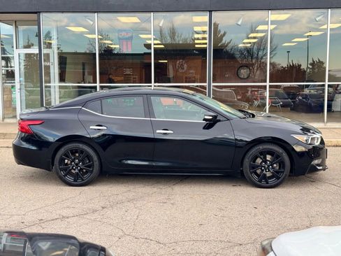 Used 2018 Nissan Maxima Platinum image 9
