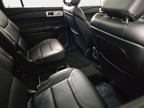 Used 2020 Ford Explorer ST w/ ST Street Pack image 13