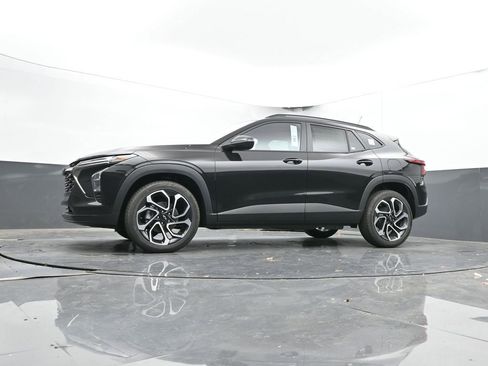 New 2026 Chevrolet Trax RS w/ Sunroof Package image 47