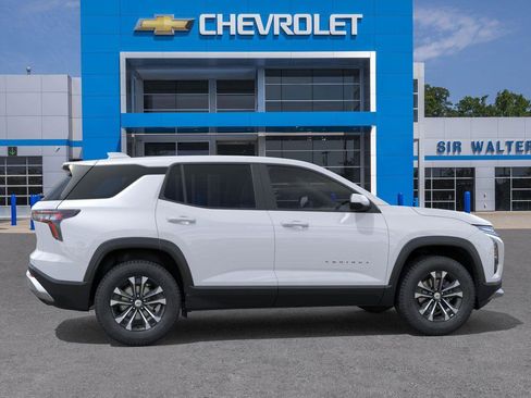 New 2026 Chevrolet Equinox LT image 5