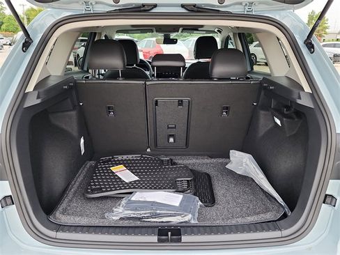 New 2025 Volkswagen Taos SEL image 6
