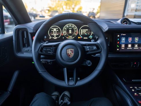 New 2026 Porsche Cayenne GTS image 13
