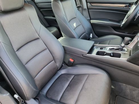 Used 2022 Honda Accord Sport image 15