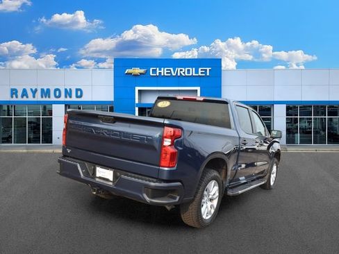 Certified 2022 Chevrolet Silverado 1500 Custom AWD/4WD image 3
