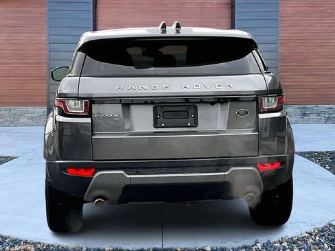 Used 2018 Land Rover Range Rover Evoque image 4