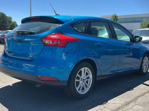 Used 2015 Ford Focus SE FWD image 5