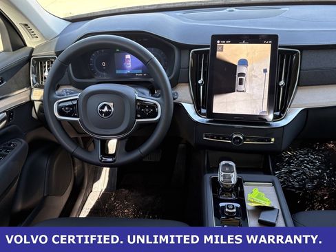 Certified 2025 Volvo XC90 B6 Plus image 14
