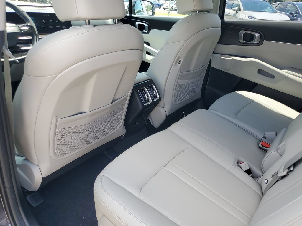 New 2026 Kia Sorento S w/ S Panoramic Sunroof Package FWD image 22