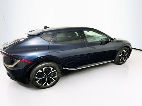 Used 2024 Kia EV6 Wind RWD image 10