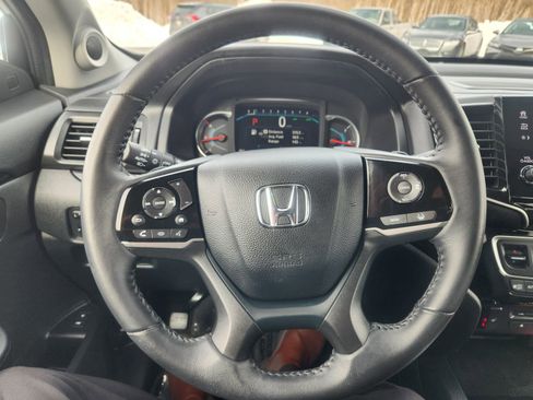 Used 2022 Honda Pilot Touring image 18