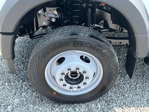 New 2026 Ford F550 4x4 Regular Cab Super Duty image 6