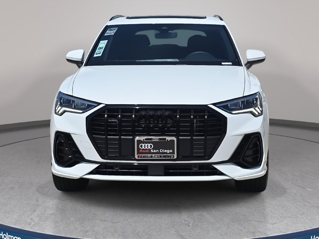 Certified 2025 Audi Q3 2.0T Premium w/ Convenience Package AWD/4WD image 8