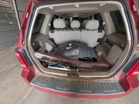 Used 2008 Ford Escape XLT FWD image 21