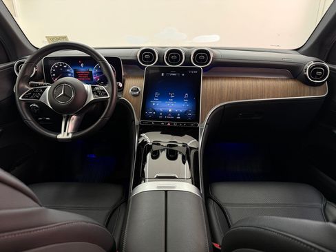 Used 2023 Mercedes-Benz GLC 300 image 13
