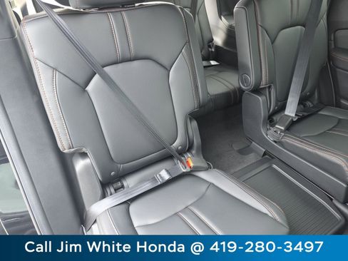 New 2025 Honda Pilot TrailSport image 17