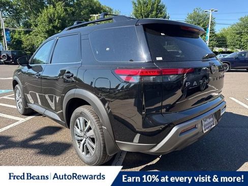 New 2026 Nissan Pathfinder SL AWD/4WD image 7