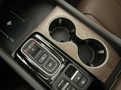 Used 2026 Honda Pilot Elite image 24