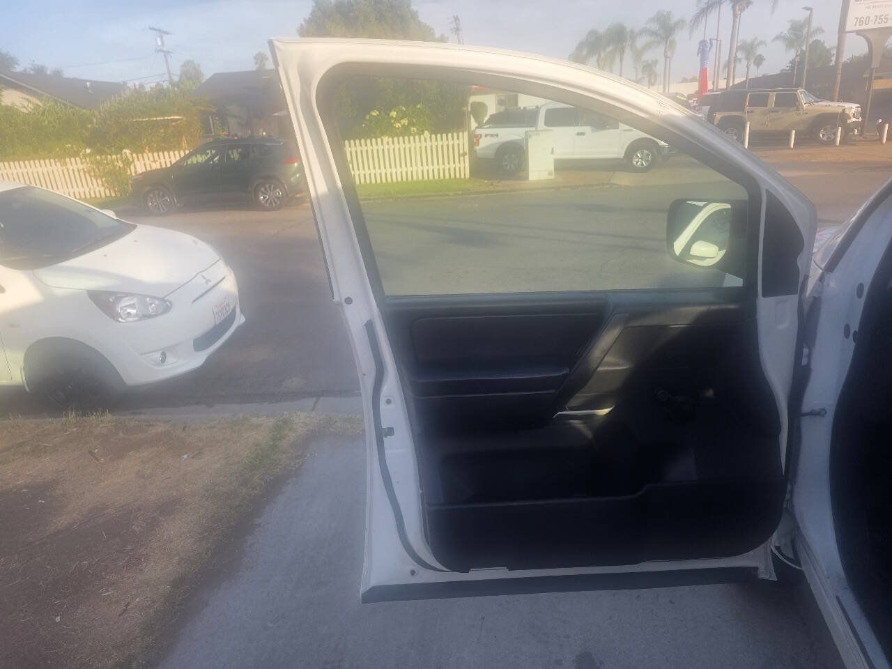 Used 2011 Nissan Titan S RWD image 10