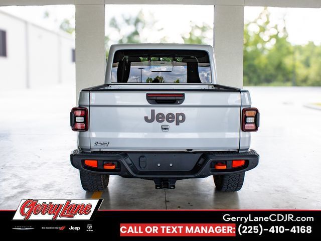 Used 2023 Jeep Gladiator Mojave w/ LED Lighting Group AWD/4WD image 5