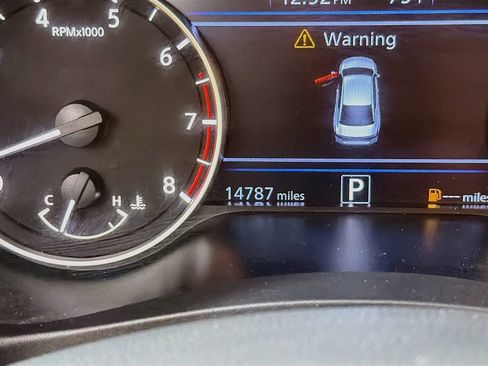 Used 2023 Nissan Altima 2.5 SR FWD image 30