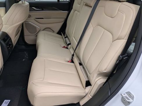 New 2026 Jeep Grand Cherokee Limited AWD/4WD image 23