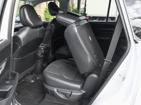 Used 2024 Toyota Grand Highlander AWD image 46