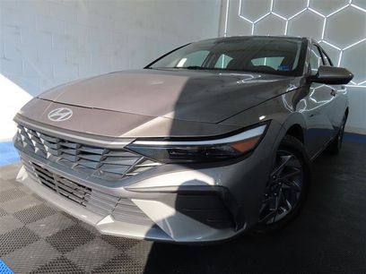 Used 2024 Hyundai Elantra SEL