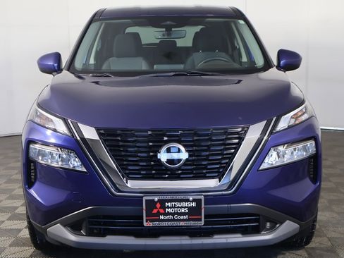 Used 2023 Nissan Rogue SV image 10