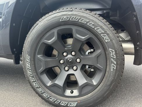 Used 2026 RAM 1500 Big Horn w/ Night Edition AWD/4WD image 19