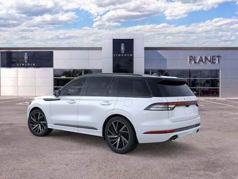 New 2026 Lincoln Aviator Black Label w/ Black Label Special Edition AWD/4WD image 4