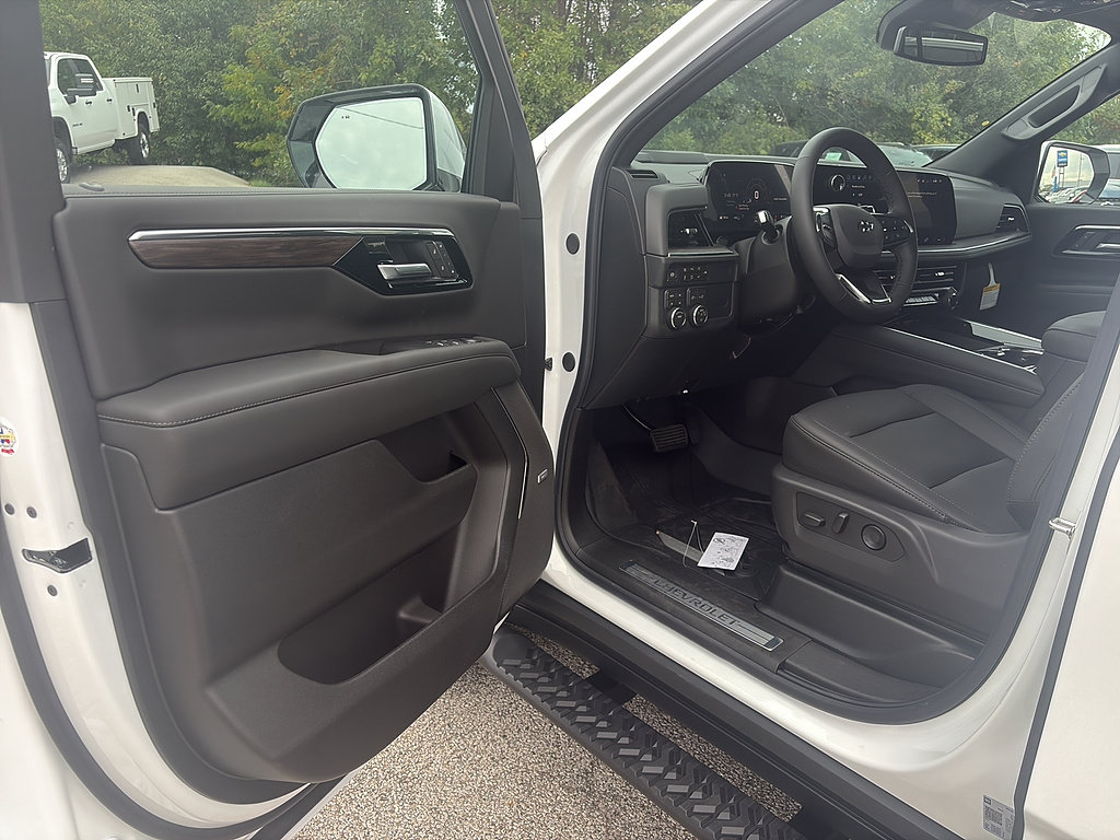 New 2027 Chevrolet Tahoe Z71 w/ Comfort Package AWD/4WD image 10