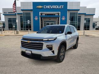 New 2026 Chevrolet Traverse LT video 1