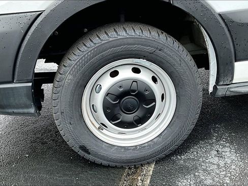 Used 2024 Ford Transit 250 148 High Roof Extended w/ Load Area Protection Package image 9